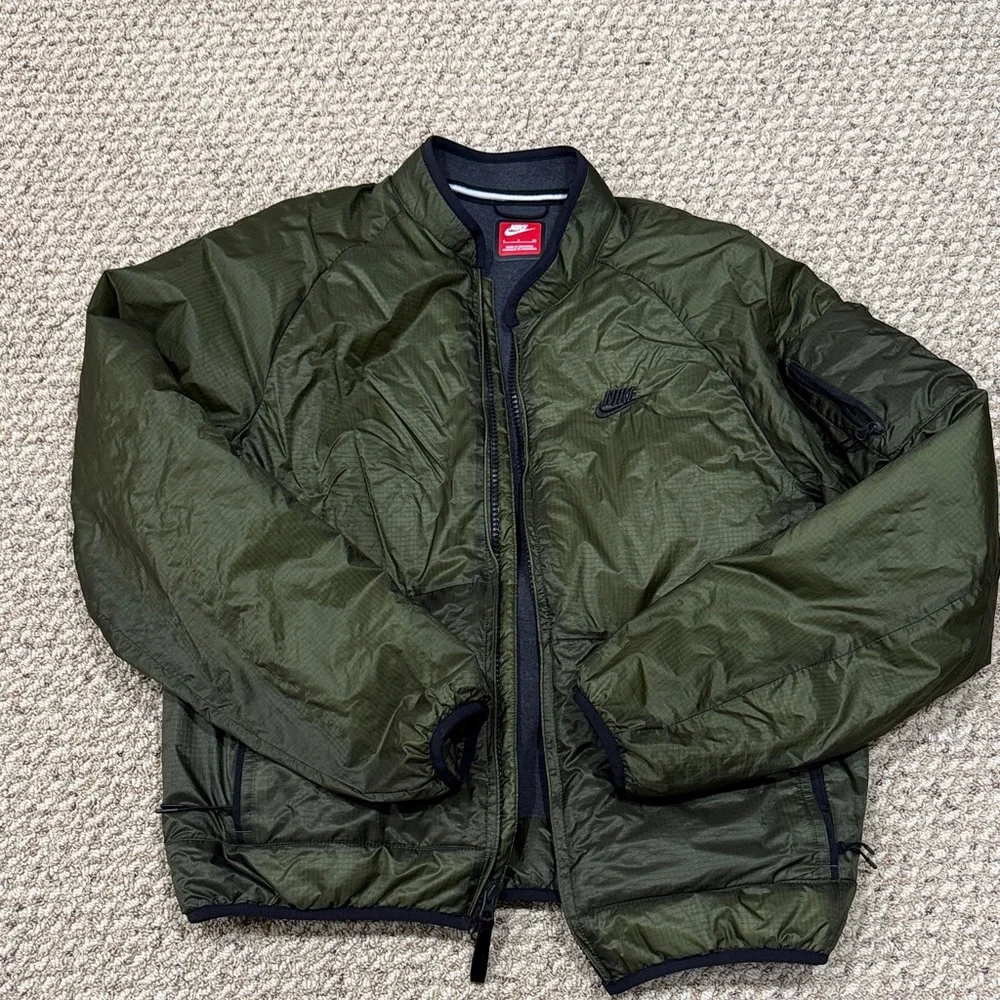 Nike Men's Olive Bomber Jacket - Picture 2 of 8